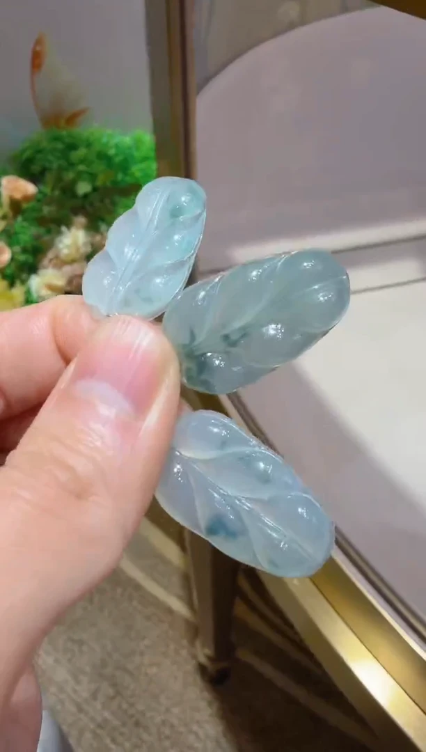 吊坠(不含链)18K金镶嵌翡翠多样性团购发一件