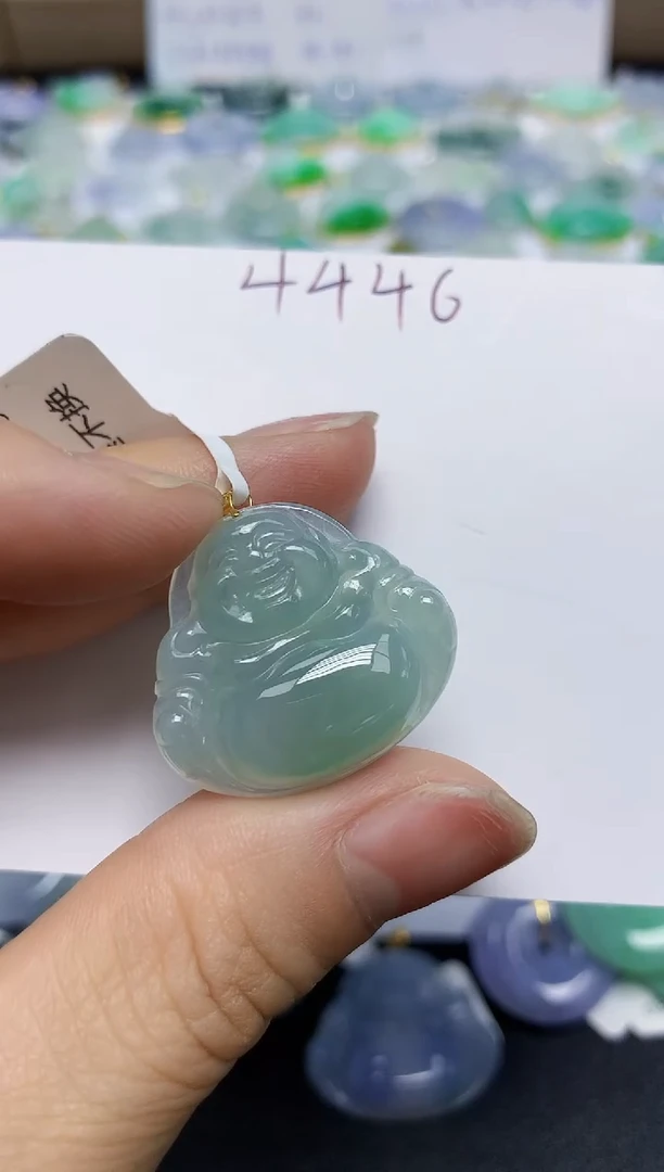 翡翠18K金镶嵌颈饰天然缅甸翡翠A货