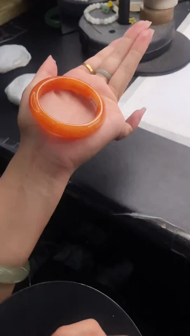 未镶嵌手镯石英质玉j73-HHB50+