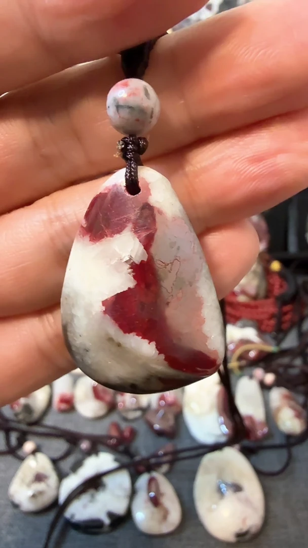 【闪购商品】天然辰砂大晶砂随行吊坠1