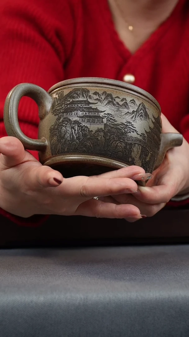 【闪购商品】紫砂茶壶梨皮青 大汉瓦 刻山水
