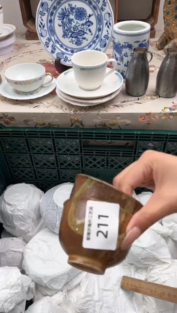 瓷片小*丘K         211