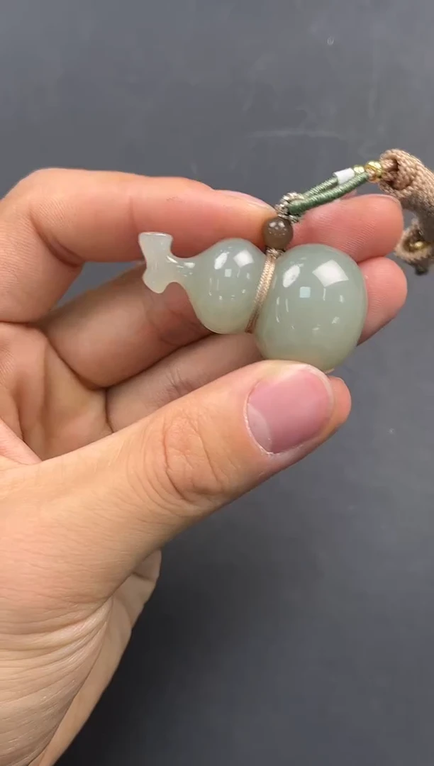 未镶嵌手串和田玉且末青白葫芦吊坠微色差