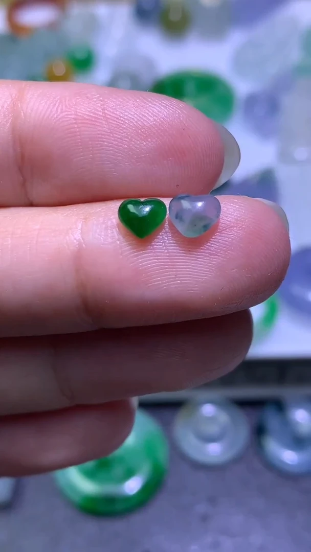 未镶嵌定制翡翠毛货