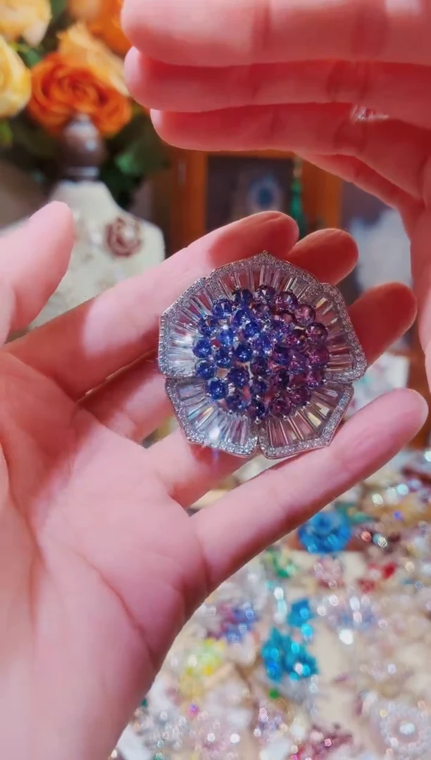 合成立方氧化锆铜合金紫光