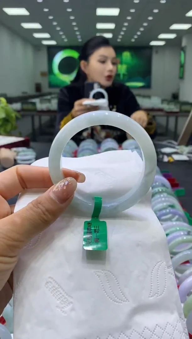 未镶嵌手镯翡翠00001676