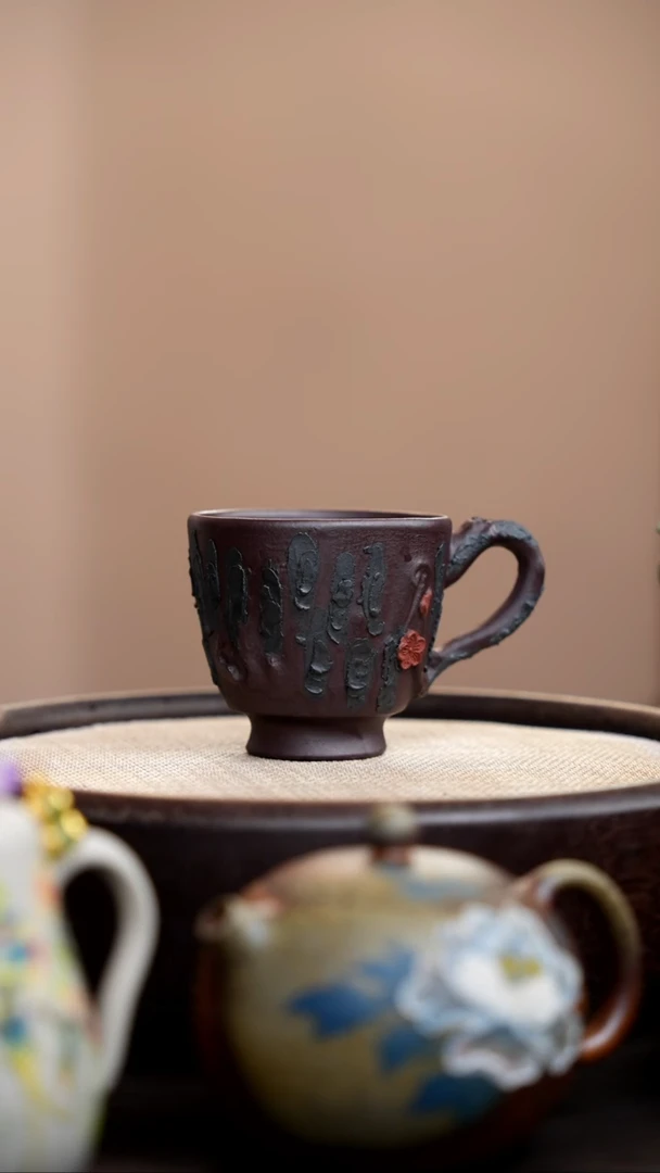 茶壶紫砂紫泥松皮梅花手把杯
