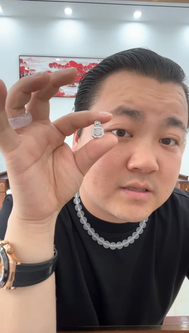 翡翠未镶嵌吊坠(不含链)吊坠