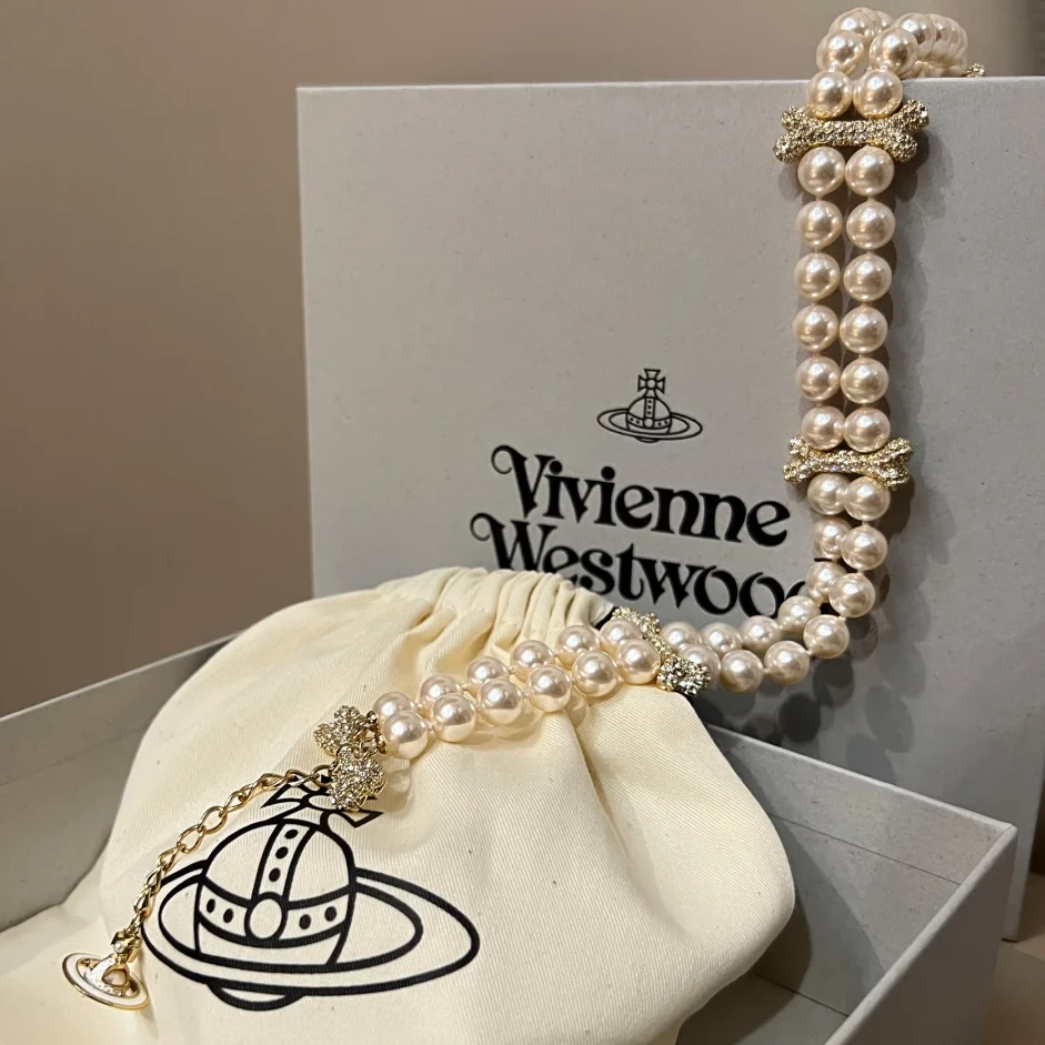 全新未使用 Vivienne Westwood/薇薇安·威斯特伍德 小花6欢 项链