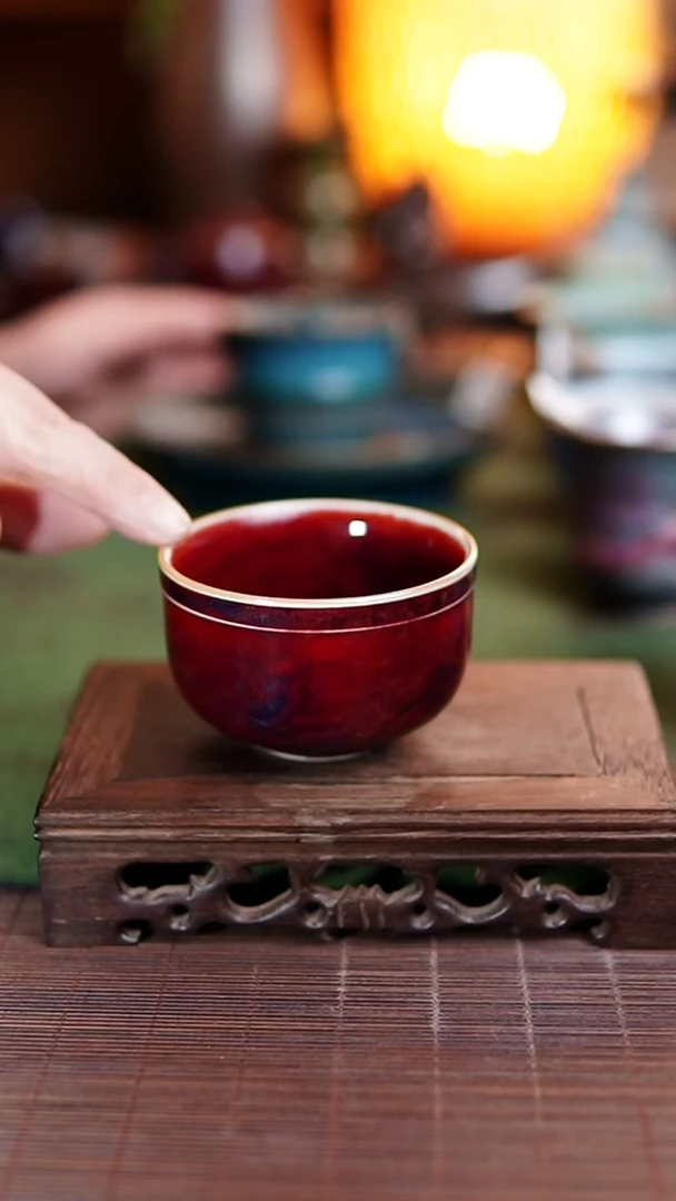 钧瓷  红色  杯子