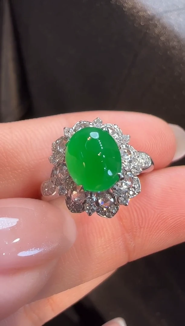 18K金镶嵌戒指翡翠AL6戒指