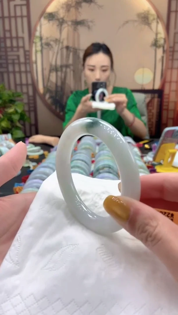 翡翠手镯未镶嵌000023548