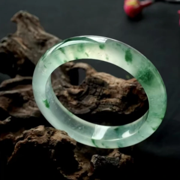 星姐遇翠-纯天然A货冰飘花手镯展示链接（勿拍）