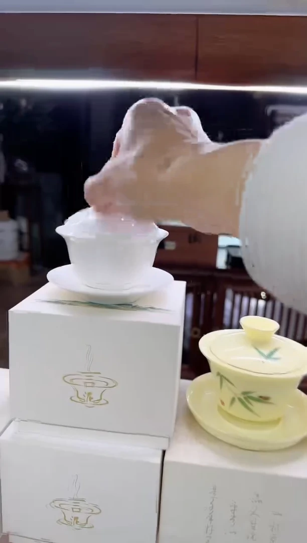 【闪购商品】瓷片言泥言泥言泥@YN