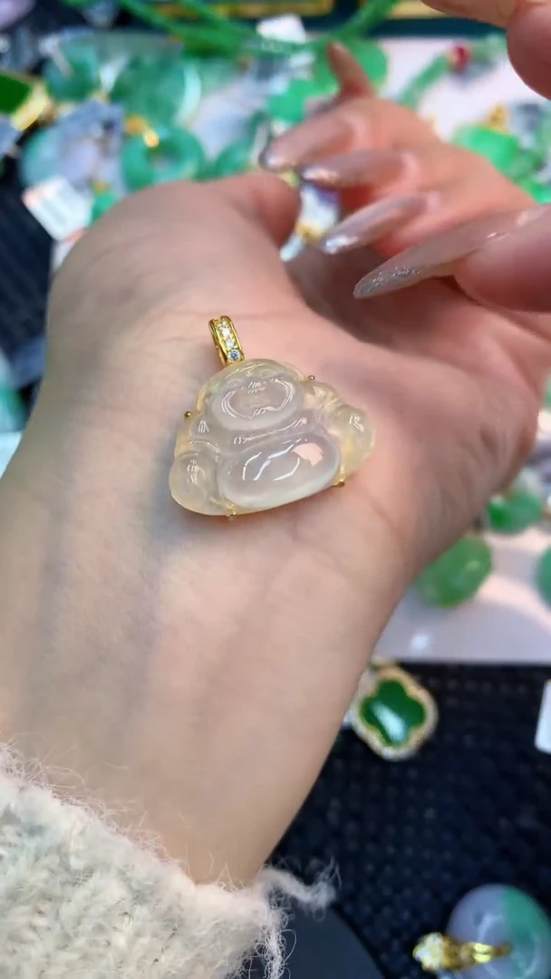 颈饰未镶嵌翡翠1