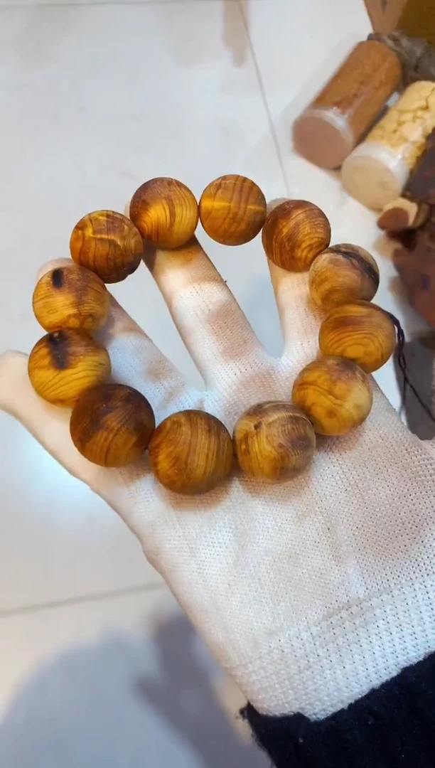 柏木（崖柏）雷闪毛2.0单条北太行崖柏手把件手串