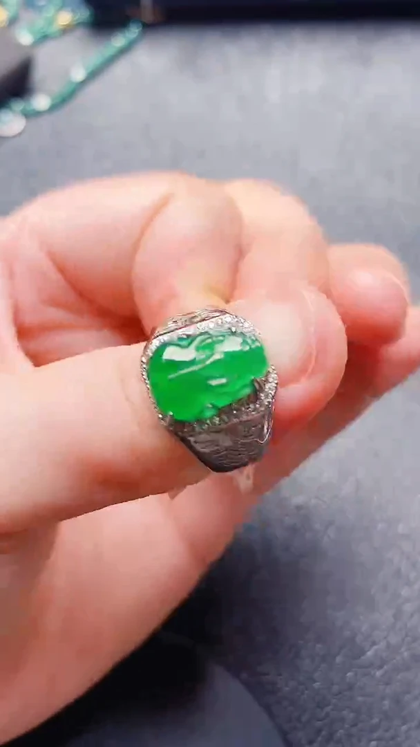银S925镶嵌戒指翡翠111