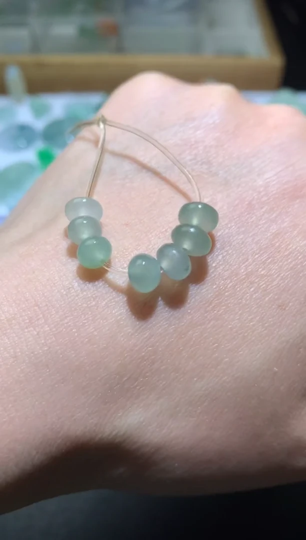 定制翡翠未镶嵌毛货
