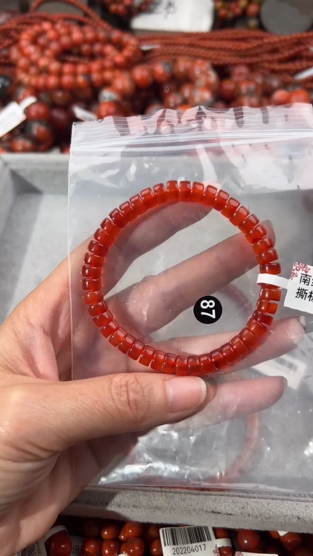 南红玛瑙手串未镶嵌7