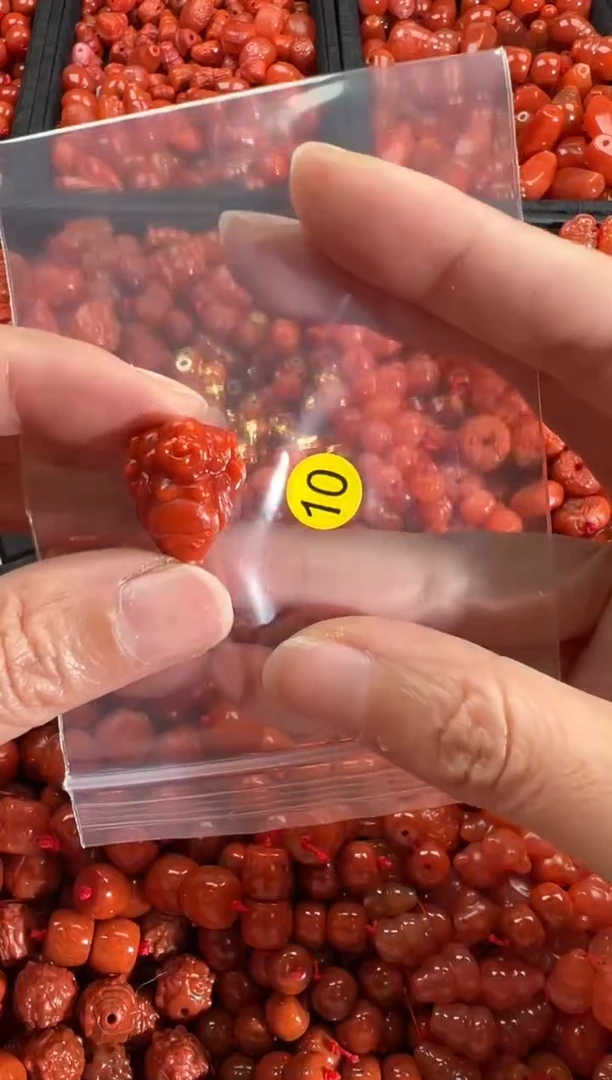 【闪购商品】南红玛瑙颈饰未镶嵌1