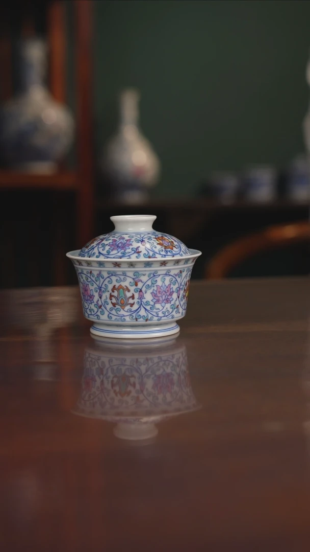 空山明月 青花斗彩 缠枝