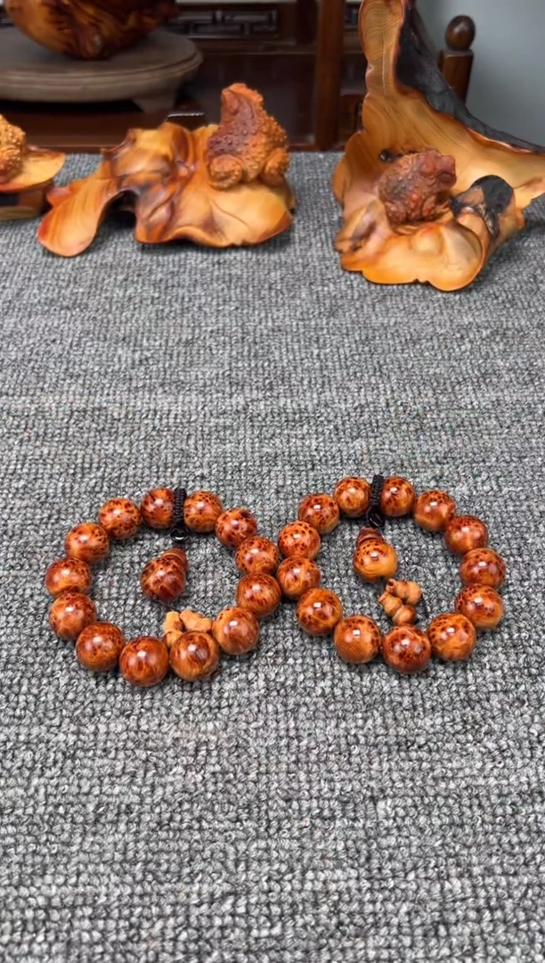 【闪购商品】柏木（崖柏）1.8爆满瘤疤 香味浓郁