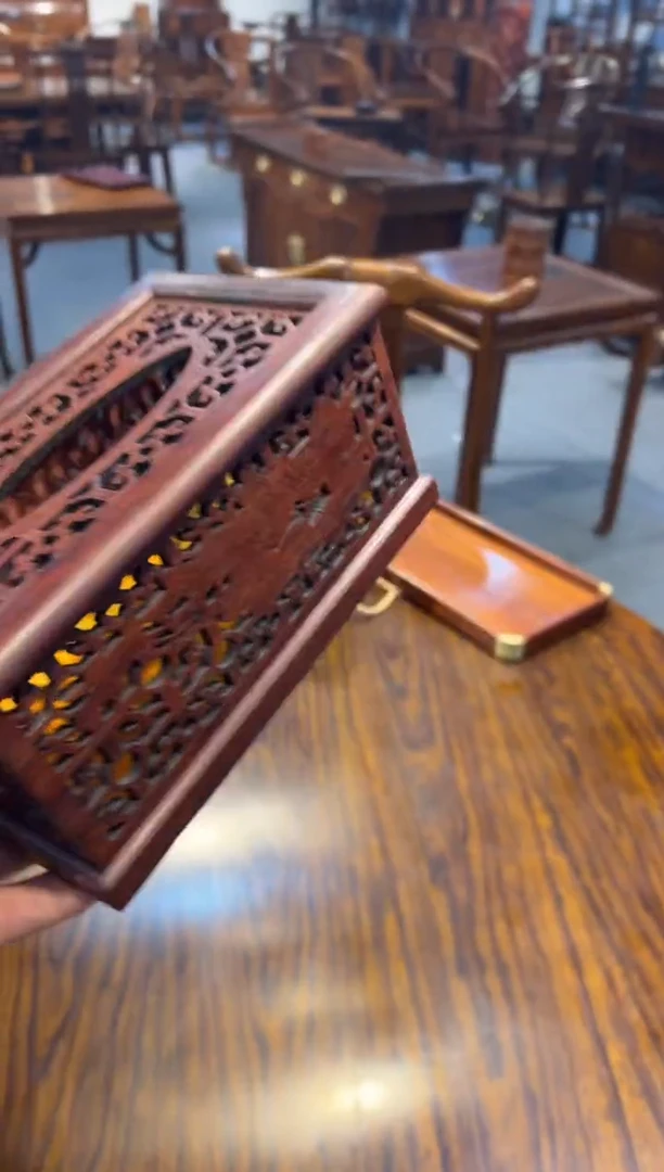 【闪购商品】花梨木类木雕纸巾盒