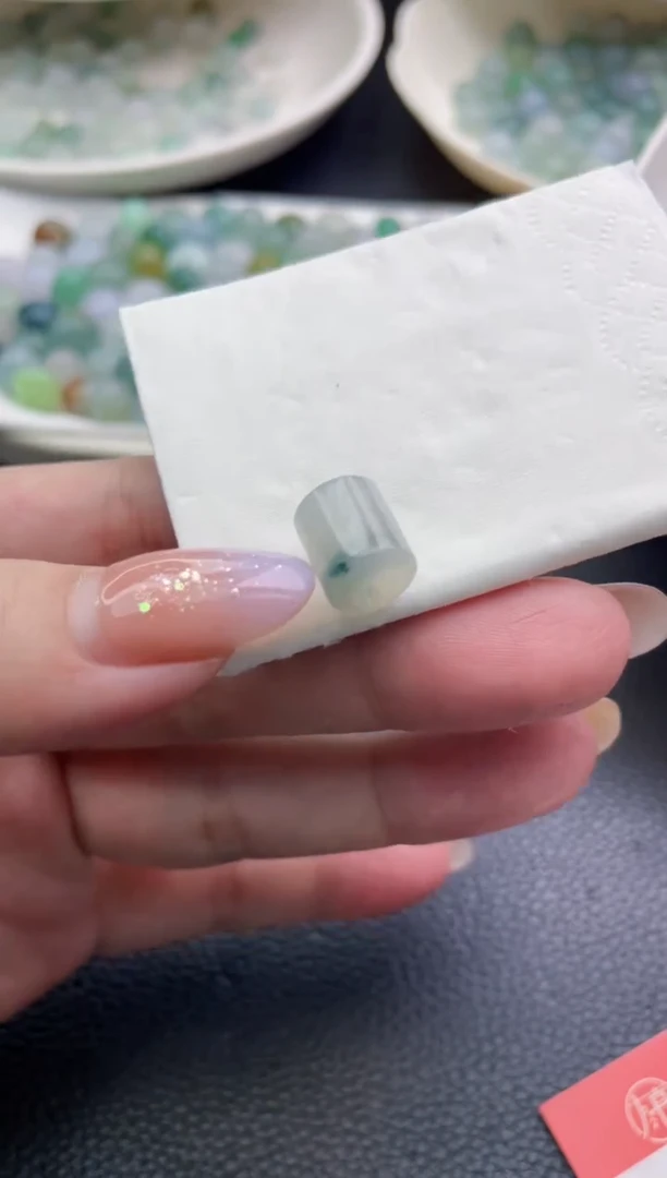 定制翡翠未镶嵌珠子