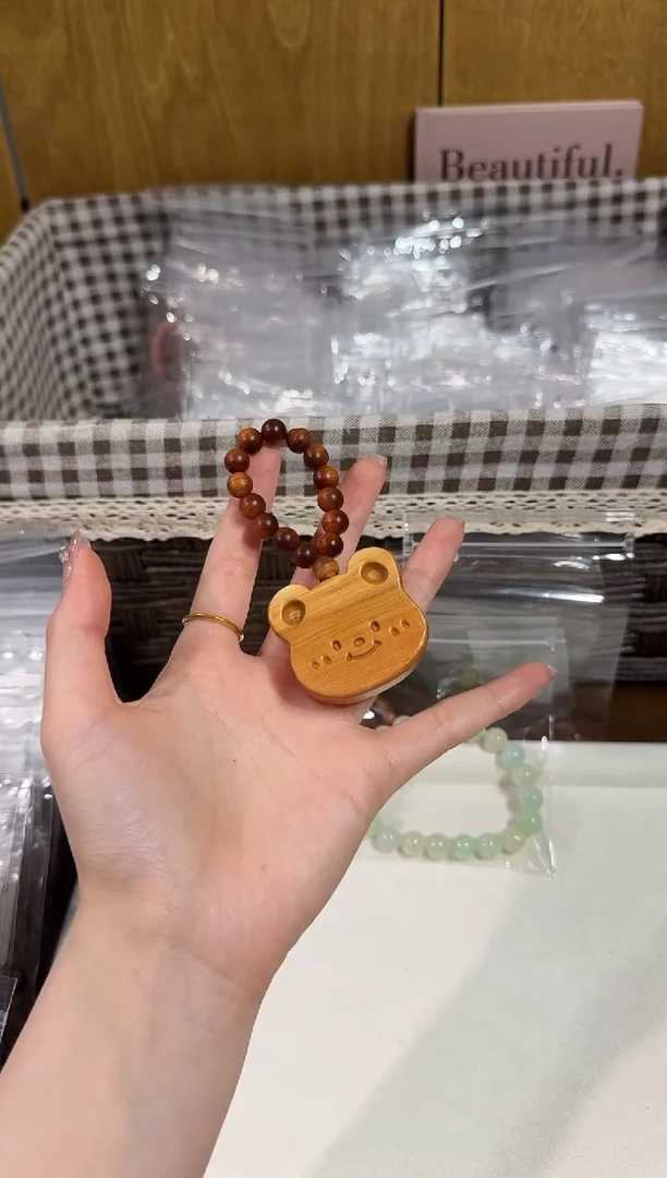 木质非金属木质黄油小熊挂件