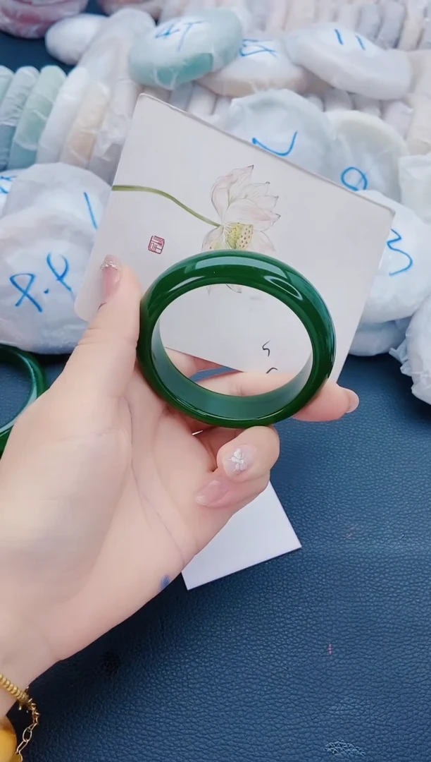 石英质玉手镯未镶嵌N22-56-57