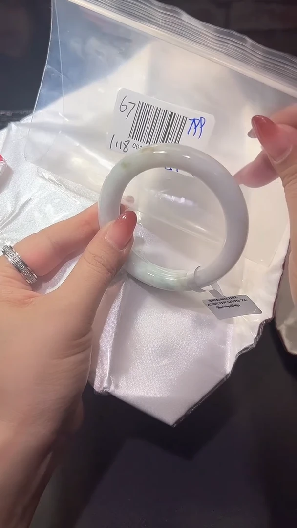 【闪购商品】翡翠手镯未镶嵌翡翠手镯