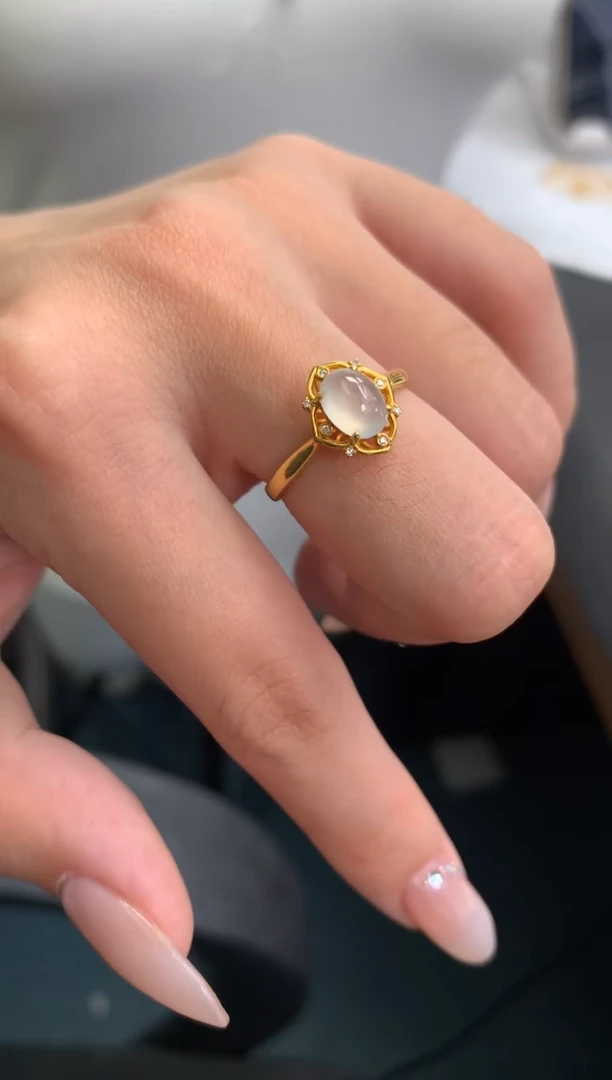 18K金镶嵌摆件翡翠48小时鉴赏期 退货不扣服务费