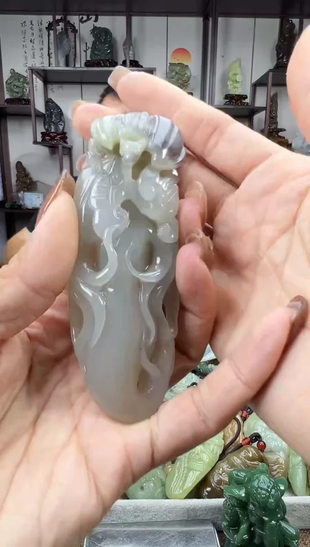 未镶嵌和田玉把件1
