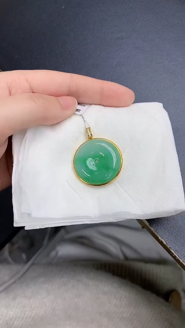 颈饰银S925镀金镶嵌翡翠天然A货