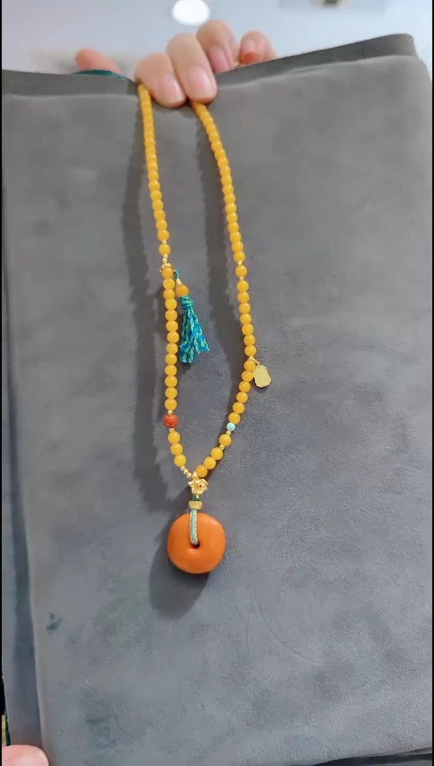 蜜蜡未镶嵌珠宝奇石﹣A150蜜蜡吊坠