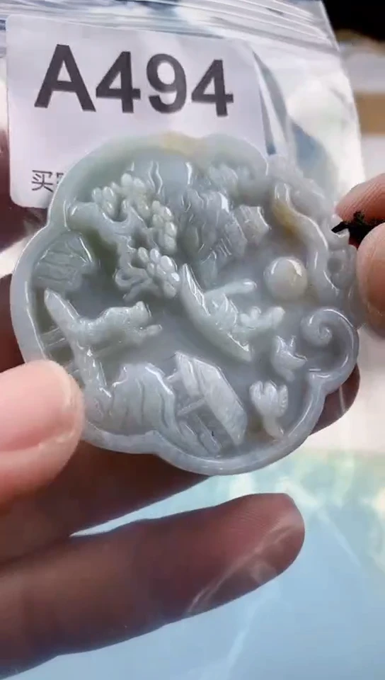 【闪购商品】翡翠挂件未镶嵌天然翡翠吊坠挂件