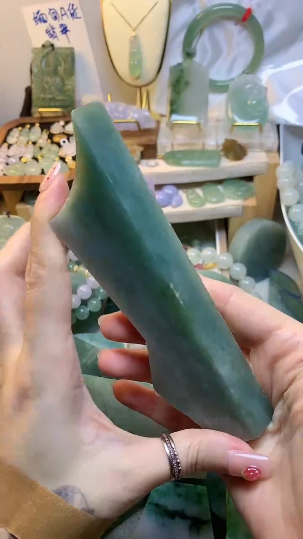 未镶嵌挂件翡翠缅甸A货翡翠,没有运费险,有纹有裂