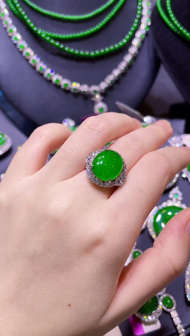 吊坠(不含链)未镶嵌翡翠天然A货翡翠