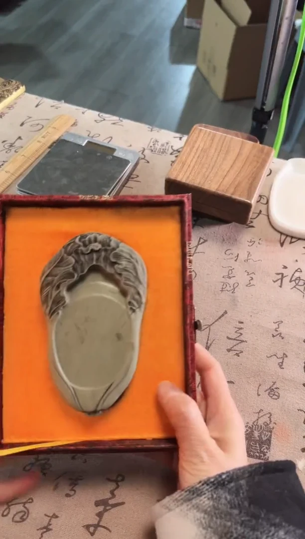 绿端白菜端砚一一一