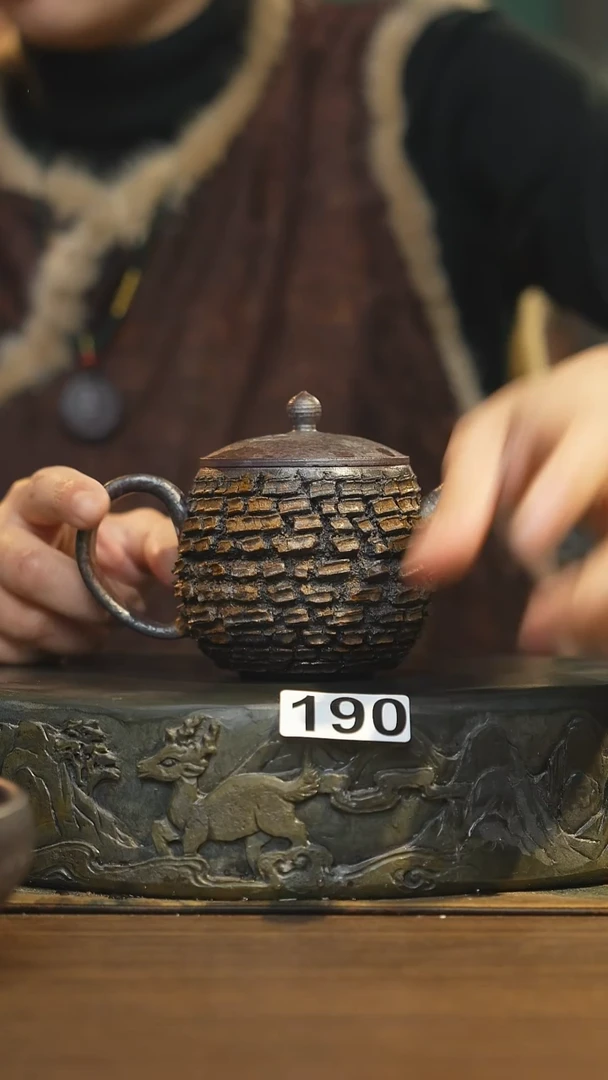 【闪购商品】其他陶瓷茶器手工壶190微瑕