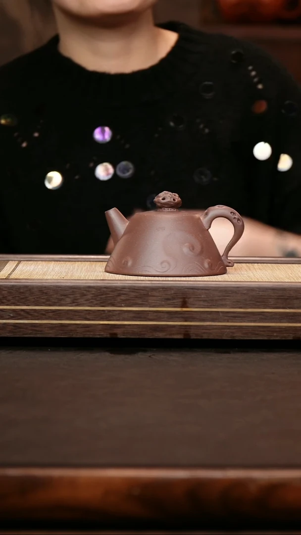 茶壶紫砂天青泥暗肝色 惊涛壶