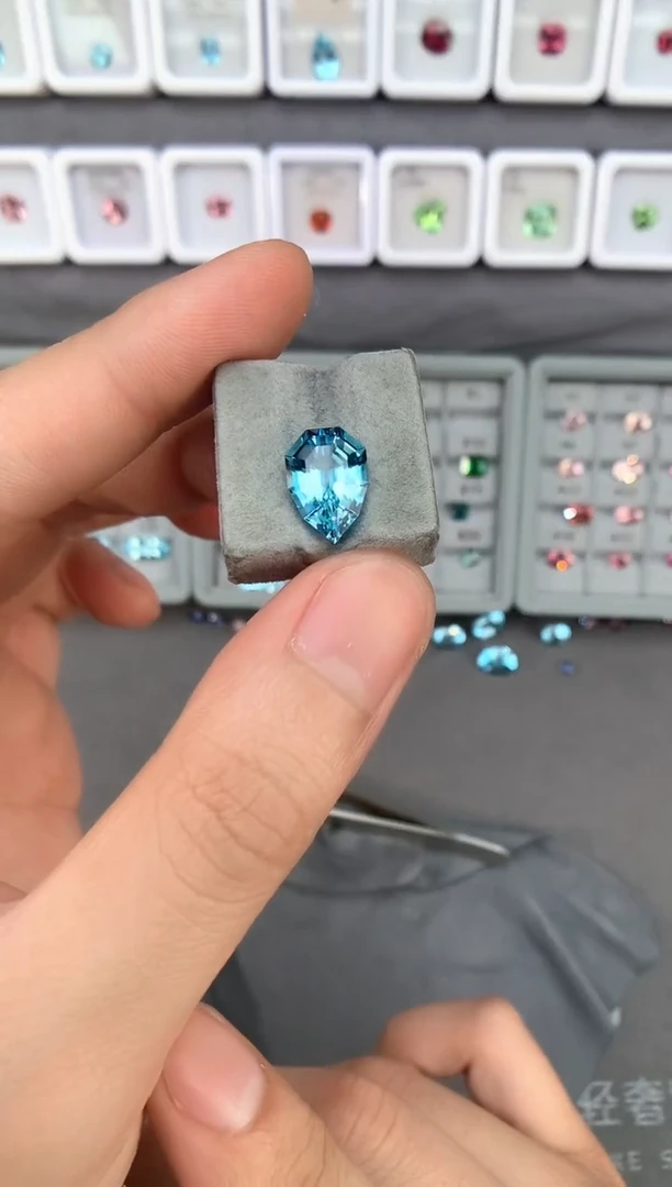 【闪购商品】定制托帕石裸石未镶嵌6.4ct