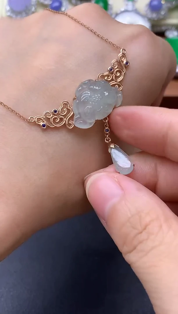 颈饰18K金镶嵌翡翠410中国好珍宝