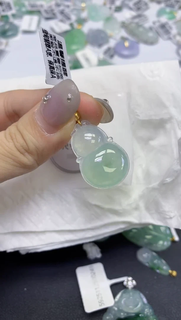 颈饰18K金镶嵌翡翠天然缅甸翡翠A货百元以上9元证书费自理