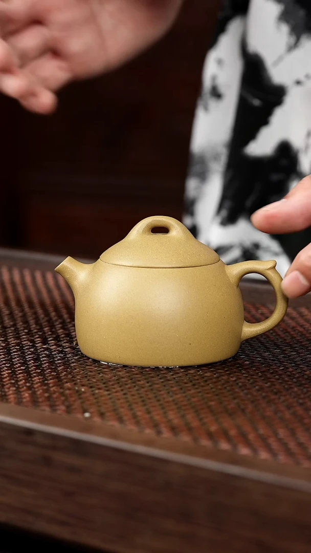 茶壶紫砂黄金段小秦权