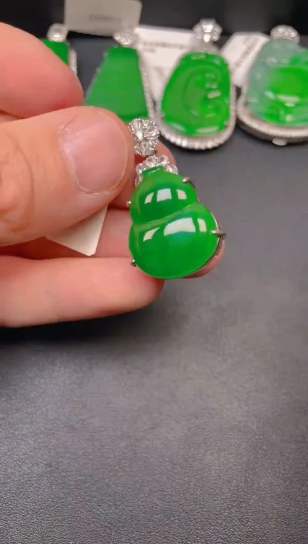 银S925镶嵌挂件翡翠吊坠