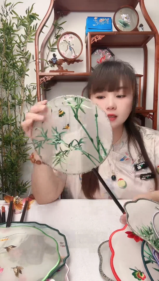 刺绣双面绣花团扇