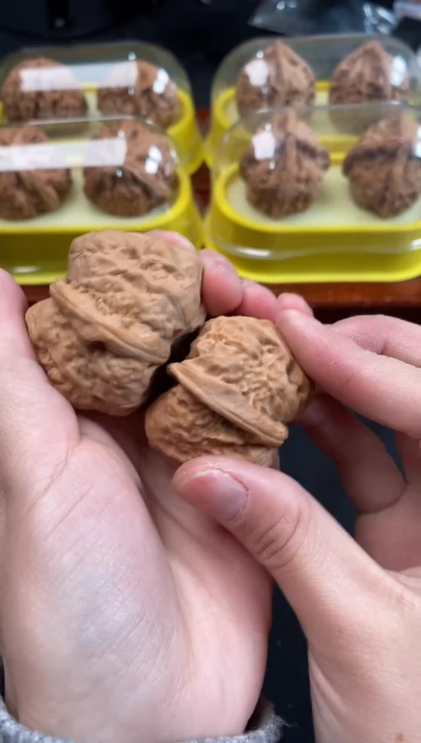 把件文玩核桃蛤蟆头40尺Z835