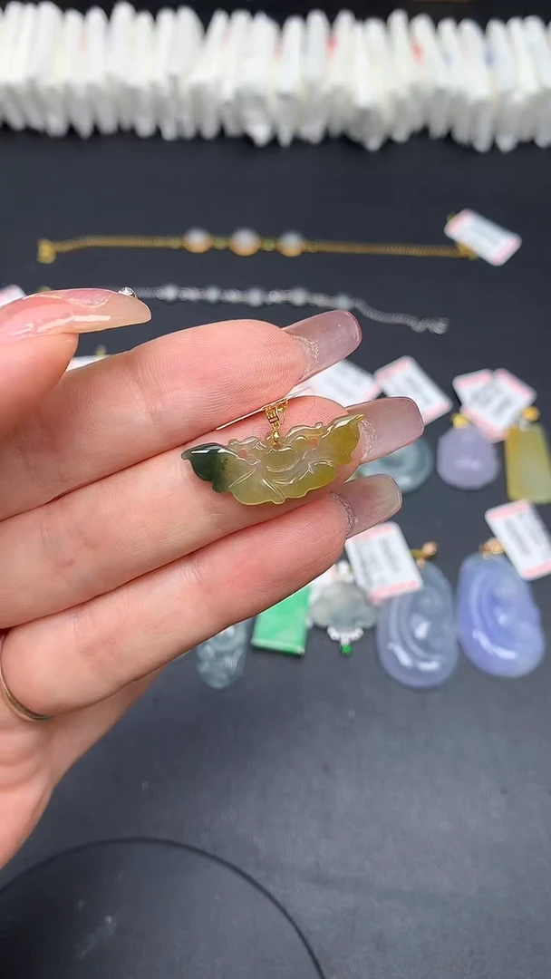 翡翠18K金镶嵌吊坠(不含链)MS193938