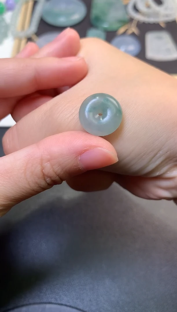 未镶嵌定制翡翠毛货